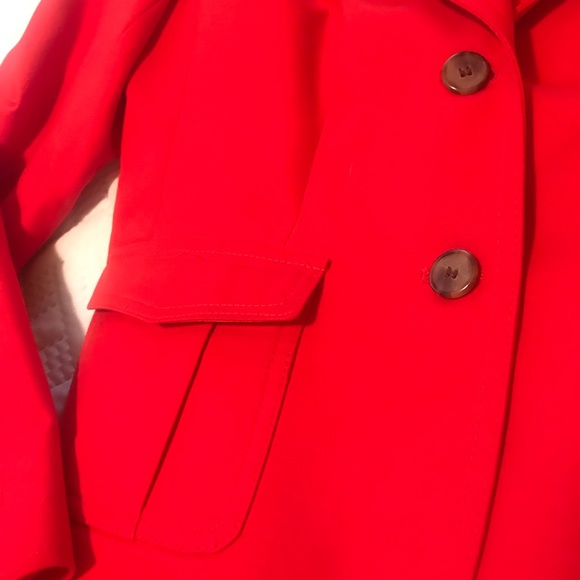 The Limited suit - 3 pieces! - Picture 3 of 8